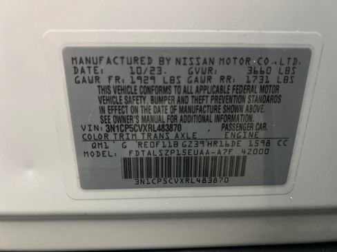 Used 2024 Nissan Kicks SV FWD image 32
