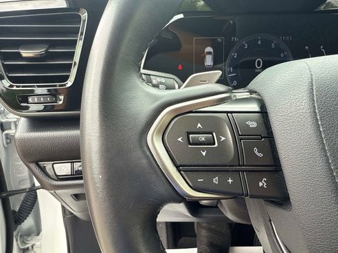 Used 2025 Lexus NX 250 FWD w/ Towing Package (2000 Lbs) image 25