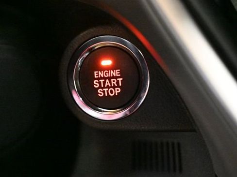 Used 2025 Subaru Crosstrek 2.0i Premium w/ Crosstrek Mirror Package image 33