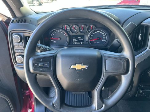 Used 2019 Chevrolet Silverado 1500 Custom w/ Custom Value Package AWD/4WD image 25