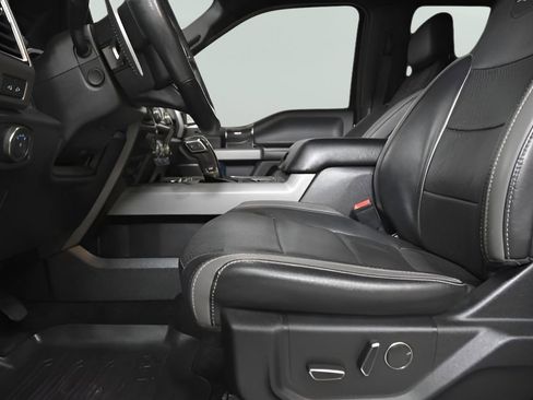 Used 2018 Ford F150 Raptor w/ Equipment Group 802A Luxury AWD/4WD image 17