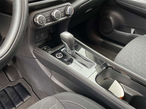 Used 2024 Nissan Kicks SV image 18