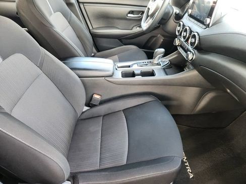 Used 2025 Nissan Sentra SV FWD image 14