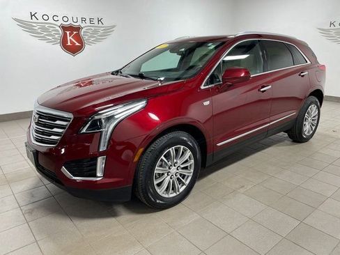 Used 2017 Cadillac XT5 Luxury w/ Driver Awareness Package AWD/4WD image 3