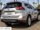Used 2017 Nissan Rogue SV w/ SV Premium Package image 6
