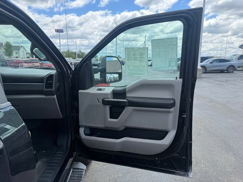 Used 2020 Ford F250 XL w/ Power Equipment Group AWD/4WD image 49