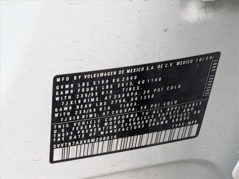 Used 2024 Volkswagen Tiguan Wolfsburg Edition image 19