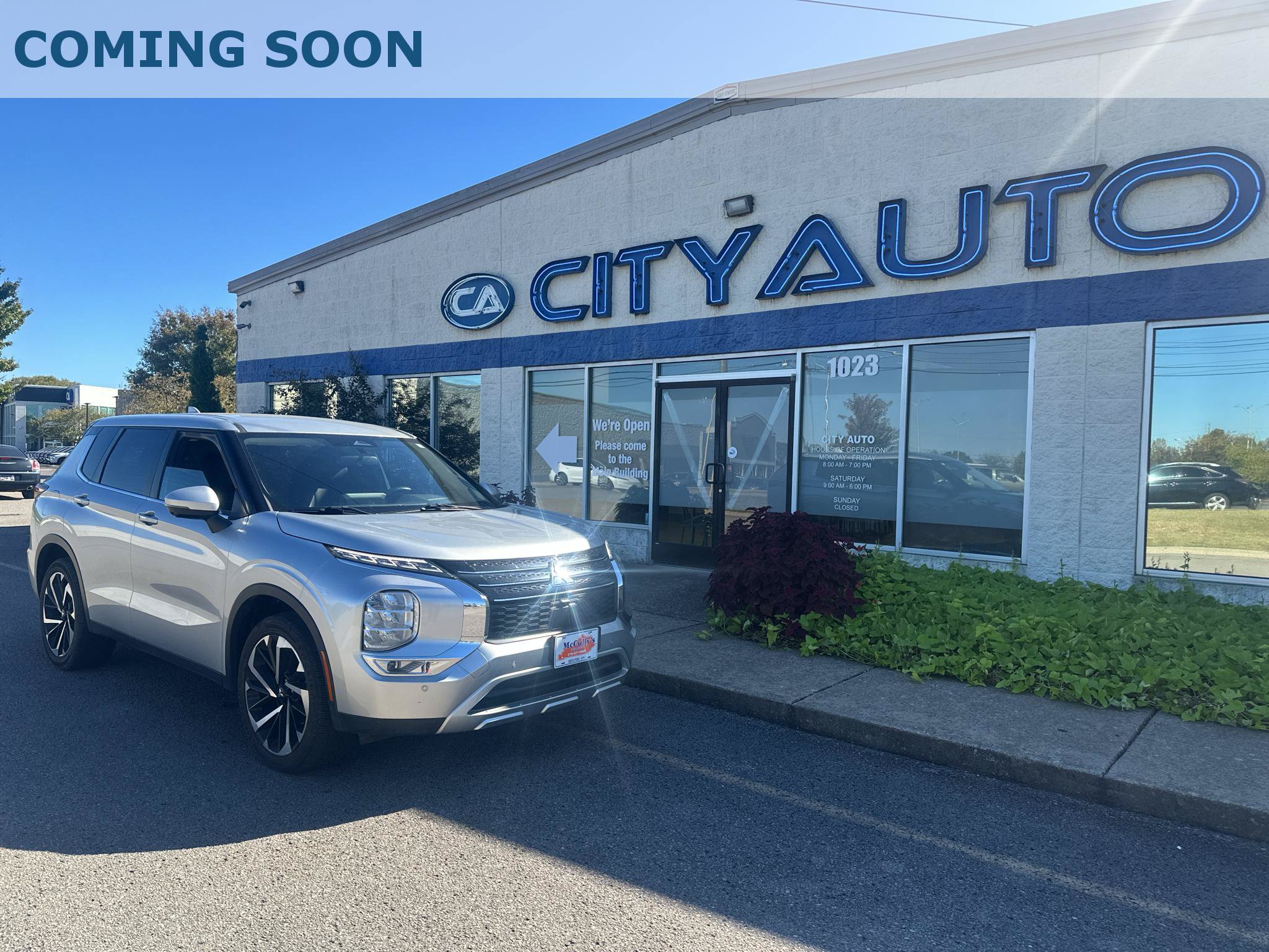 Used 2024 Mitsubishi Outlander SE FWD image 1