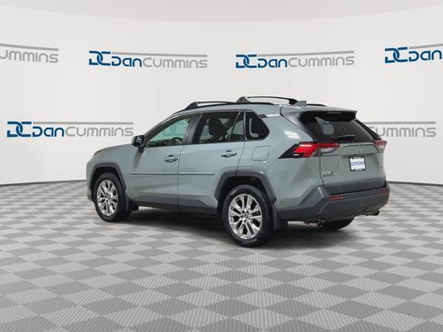 Used 2019 Toyota RAV4 XLE Premium w/ Advanced Technology Package AWD/4WD image 6