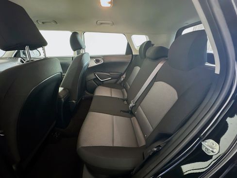 Used 2025 Kia Soul LX w/ LX Technology Package image 27