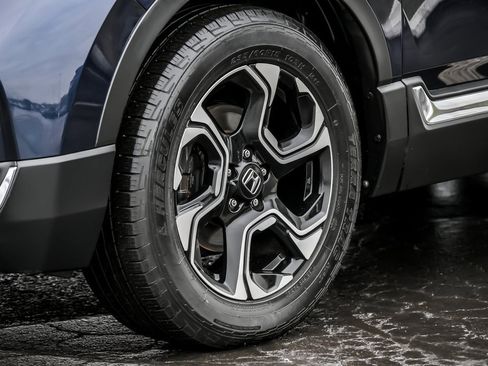 Used 2019 Honda CR-V Touring image 3