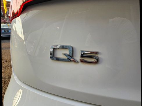 Used 2019 Audi Q5 2.0T Premium Plus w/ Premium Plus Package image 34