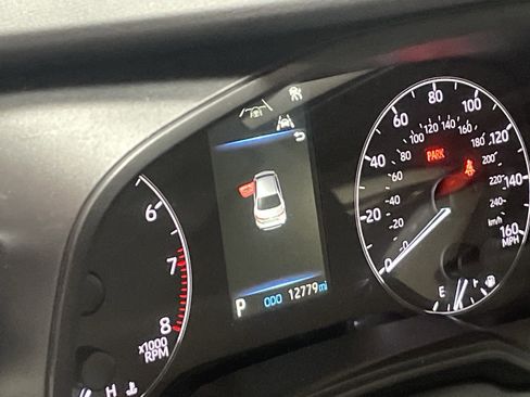 Used 2025 Toyota Corolla LE FWD image 7