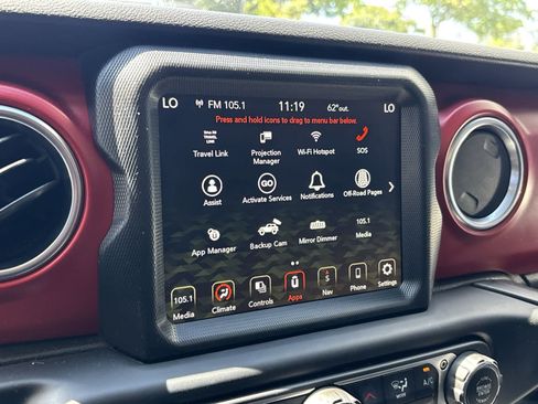 Used 2023 Jeep Wrangler Unlimited Rubicon AWD/4WD image 14