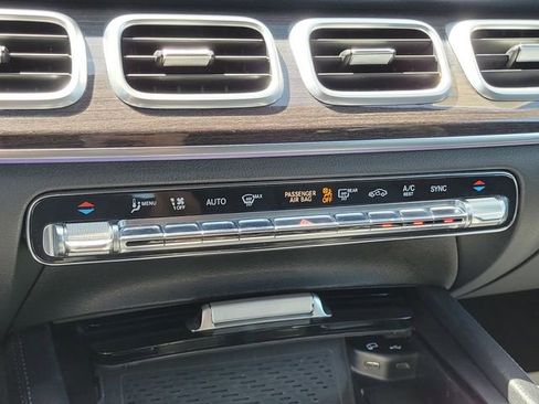 Used 2020 Mercedes-Benz GLE 350 image 27