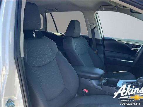 Used 2024 Toyota RAV4 XLE image 19