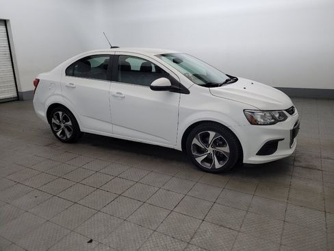 Used 2018 Chevrolet Sonic Premier FWD image 11