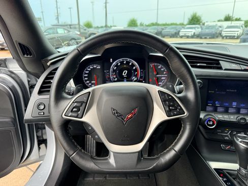 Used 2016 Chevrolet Corvette Stingray Coupe RWD image 20
