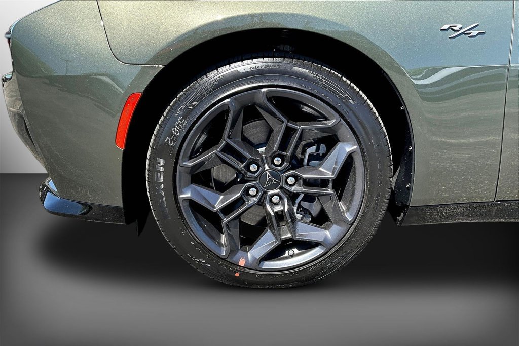 New 2026 Dodge Charger R/T w/ Blacktop Package AWD/4WD image 13