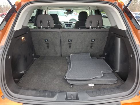 Used 2022 Chevrolet TrailBlazer LT image 28