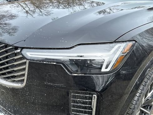 New 2026 Volvo XC90 T8 Plus w/ Protection Package Premier AWD/4WD image 7