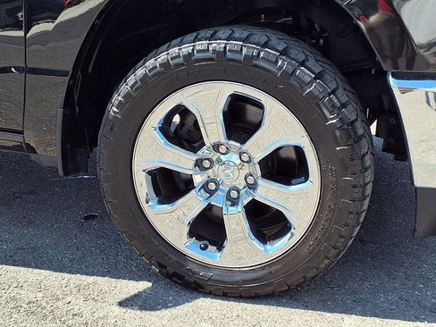 Used 2021 RAM 1500 Big Horn AWD/4WD image 9