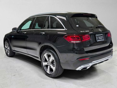 Used 2022 Mercedes-Benz GLC 300 4MATIC image 5