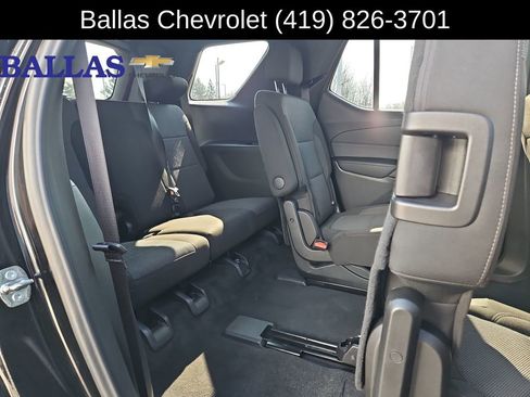 Used 2023 Chevrolet Traverse LT image 27
