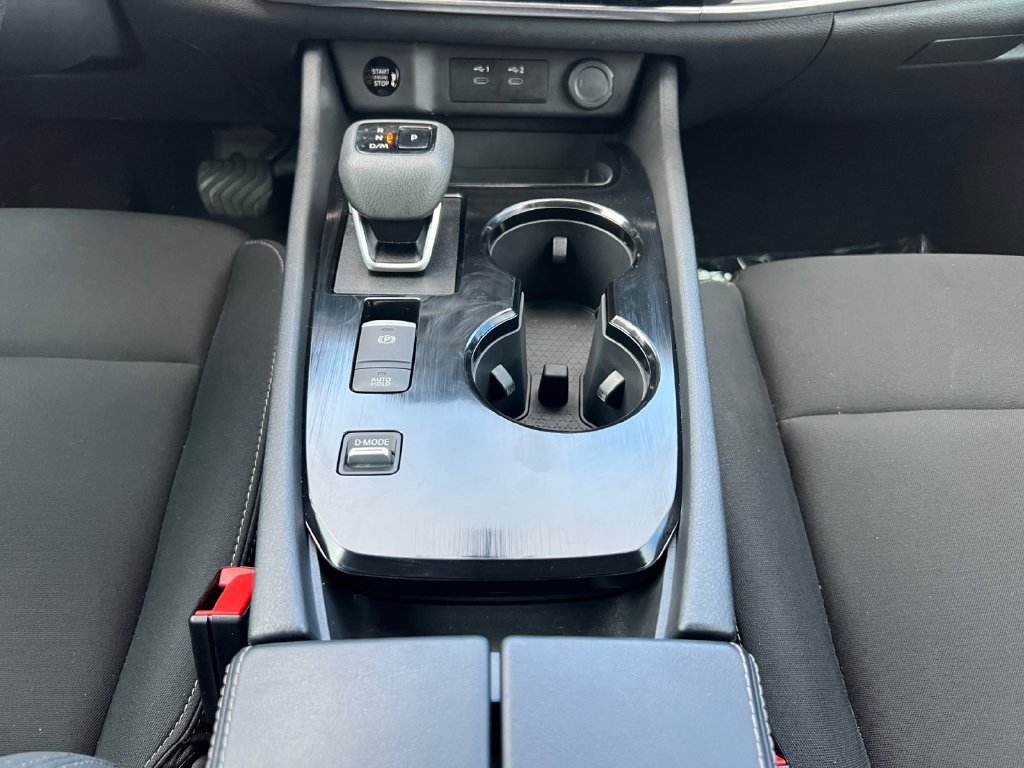 Certified 2026 Nissan Rogue S FWD image 11