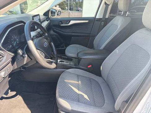 Used 2022 Ford Escape SE w/ SE Sport Appearance Package AWD/4WD image 15