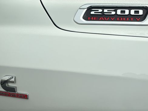 Used 2024 RAM 2500 Laramie image 9