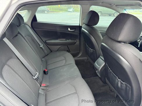 Used 2018 Kia Optima LX FWD image 10