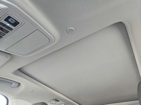 Certified 2025 Ford Explorer Active w/ Active Comfort Package AWD/4WD image 21