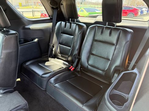 Used 2016 Ford Explorer Sport image 15