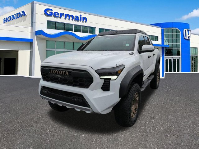 Used 2025 Toyota Tacoma 4x4 Double Cab Hybrid image 9