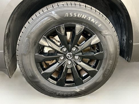 Used 2025 MAZDA CX-50 AWD 2.5 S w/ Preferred Package image 11