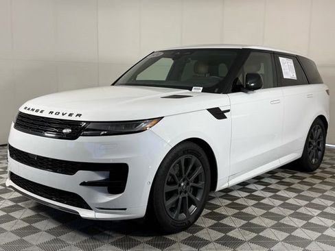 Used 2024 Land Rover Range Rover Sport Dynamic SE image 3