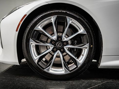 Used 2023 Lexus LC 500 Coupe w/ Performance Package image 14