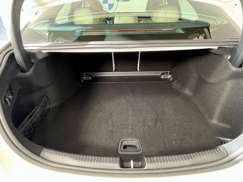 Used 2025 Mercedes-Benz C 300 4MATIC Sedan image 15