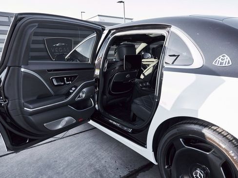 Used 2023 Mercedes-Benz Maybach S 680 4MATIC image 26