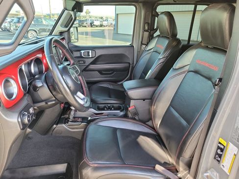 Used 2023 Jeep Wrangler Unlimited Rubicon AWD/4WD image 16