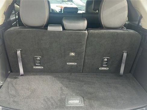 Used 2024 MAZDA CX-90 3.3 Turbo w/ Preferred Package image 32