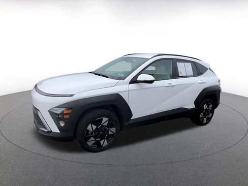 Used 2025 Hyundai Kona SEL image 7