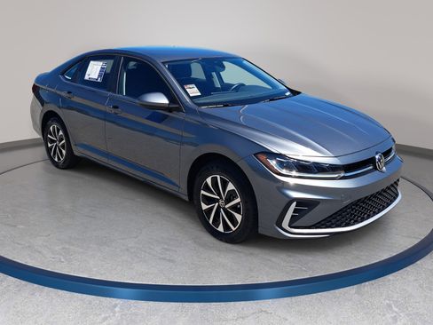 Used 2025 Volkswagen Jetta S FWD image 3