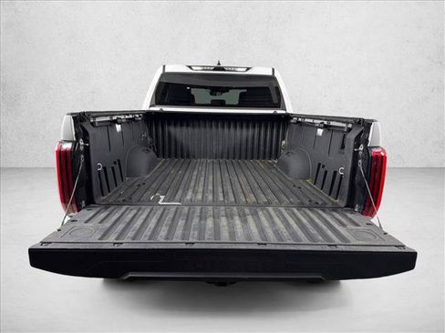 Used 2022 Toyota Tundra SR5 w/ SR5 Premium Package AWD/4WD image 18
