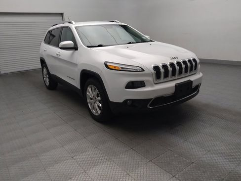 Used 2016 Jeep Cherokee Limited w/ Luxury Group image 13