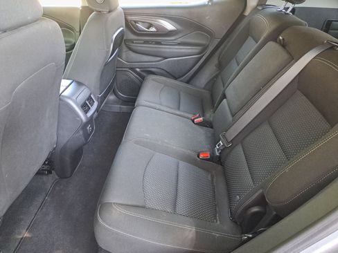 Used 2023 GMC Terrain SLE w/ Driver Convenience Package FWD image 11