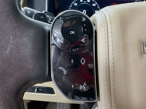 Used 2021 Land Rover Range Rover Westminster Edition image 23