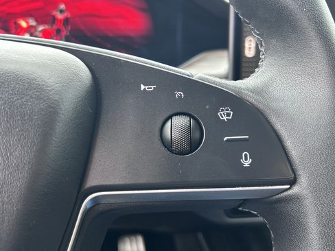 Used 2023 Tesla Model S Base image 18