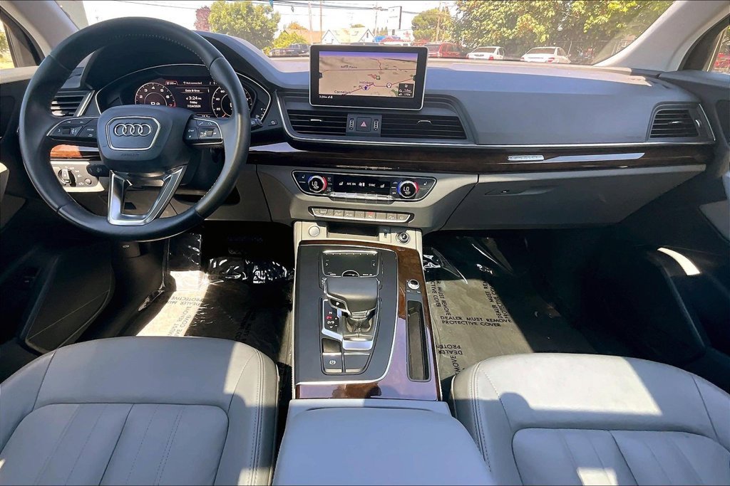 Used 2019 Audi Q5 3.0T Premium Plus w/ Premium Plus Package AWD/4WD image 16